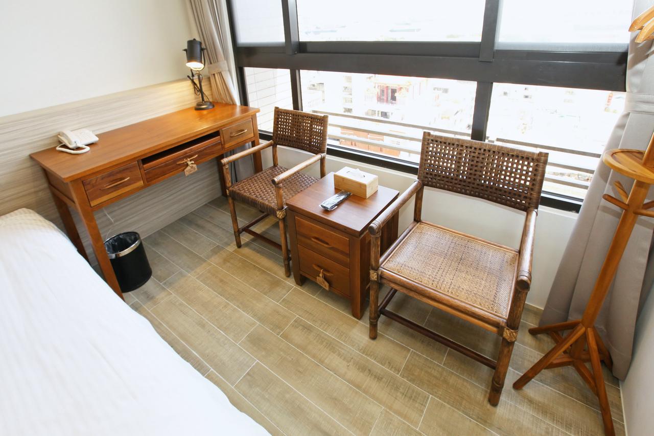 Hotel Yam Kaohsiung Bagian luar foto