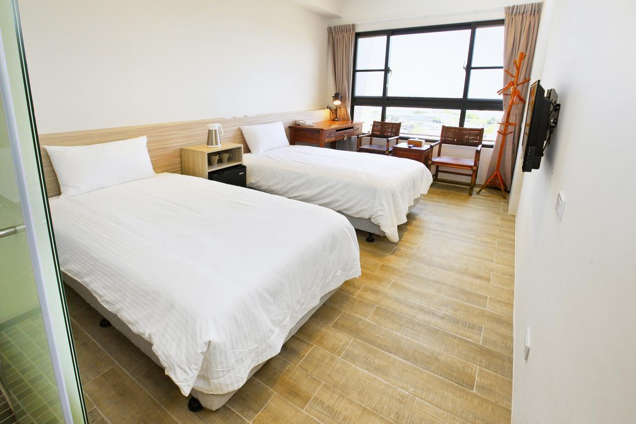 Hotel Yam Kaohsiung Bagian luar foto