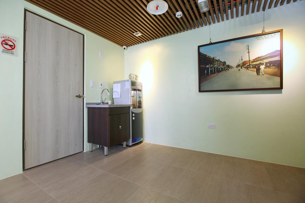 Hotel Yam Kaohsiung Bagian luar foto