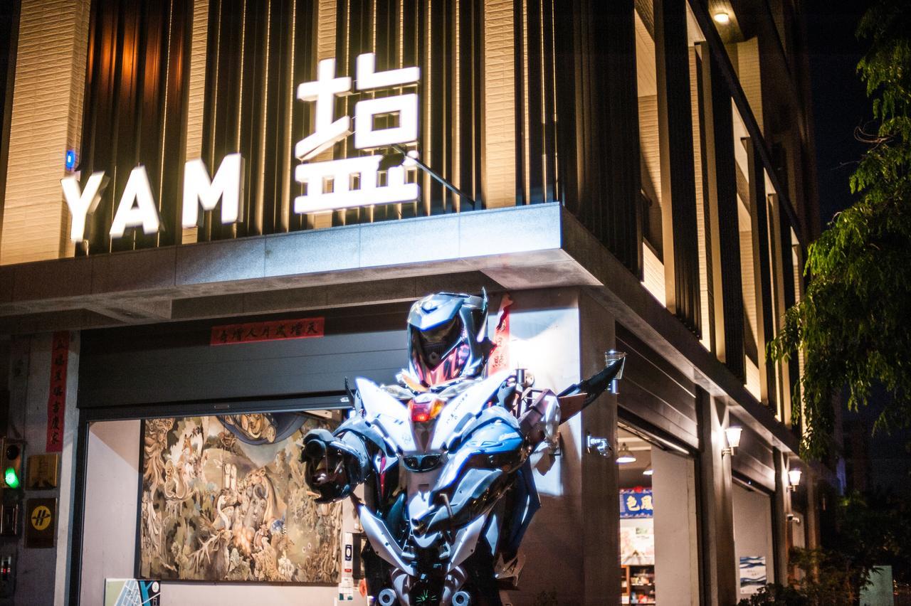 Hotel Yam Kaohsiung Bagian luar foto